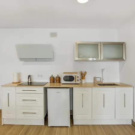 Bastion Del Drago * Arucas